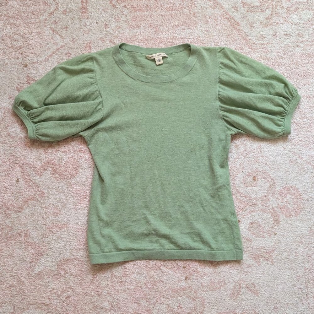Banana Republic puff sleeve green knit top